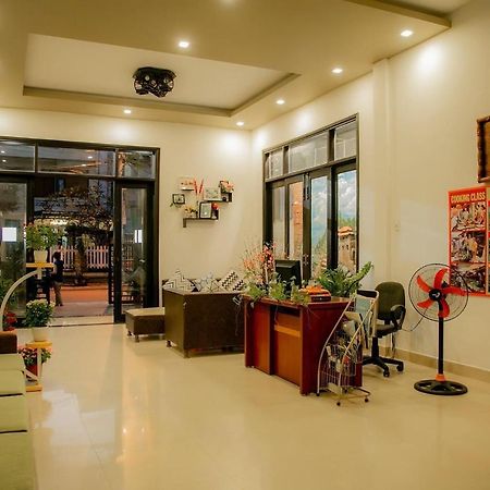 Bi'S House Homestay Хойан Экстерьер фото