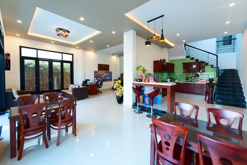 Bi'S House Homestay Хойан Экстерьер фото