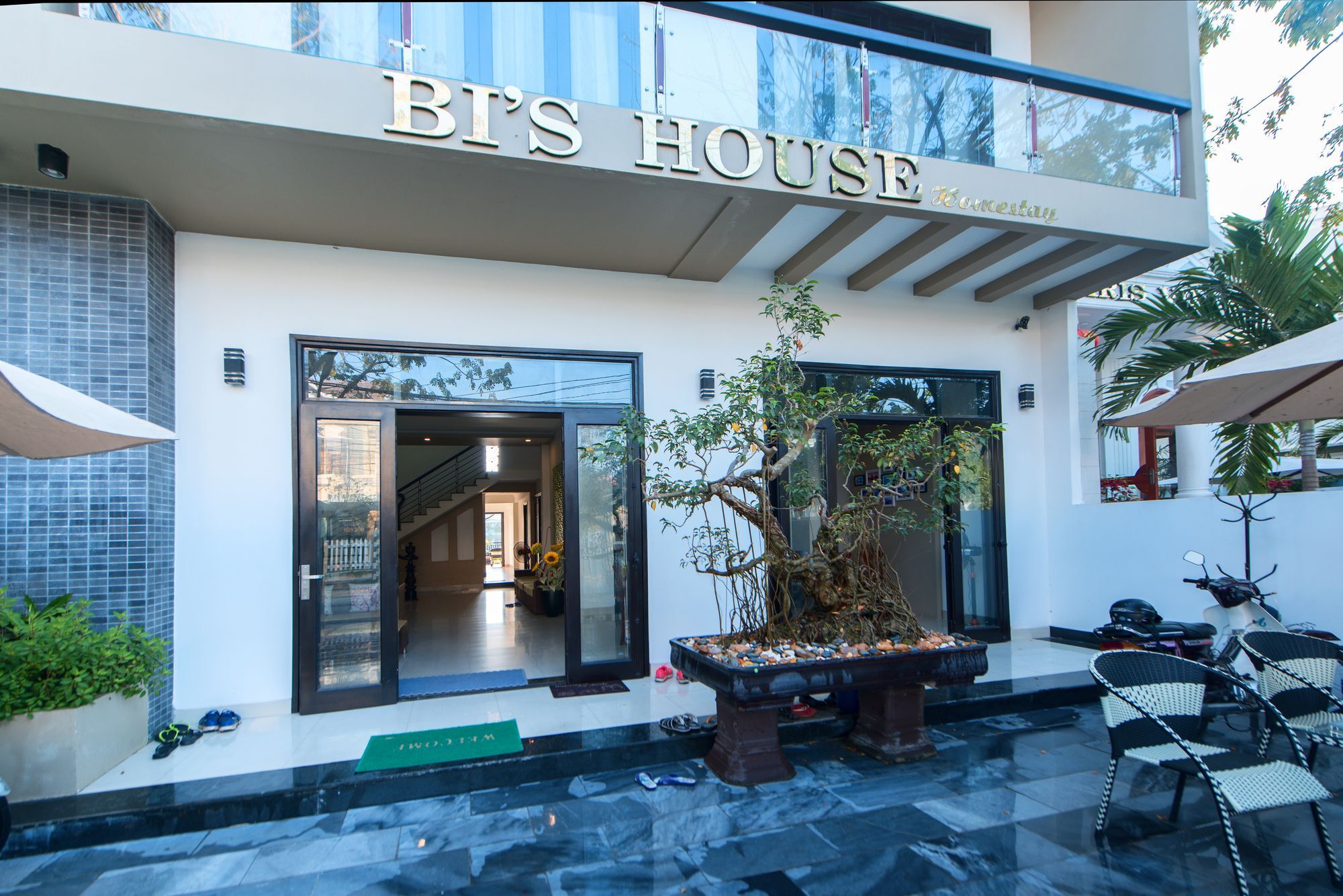 Bi'S House Homestay Хойан Экстерьер фото